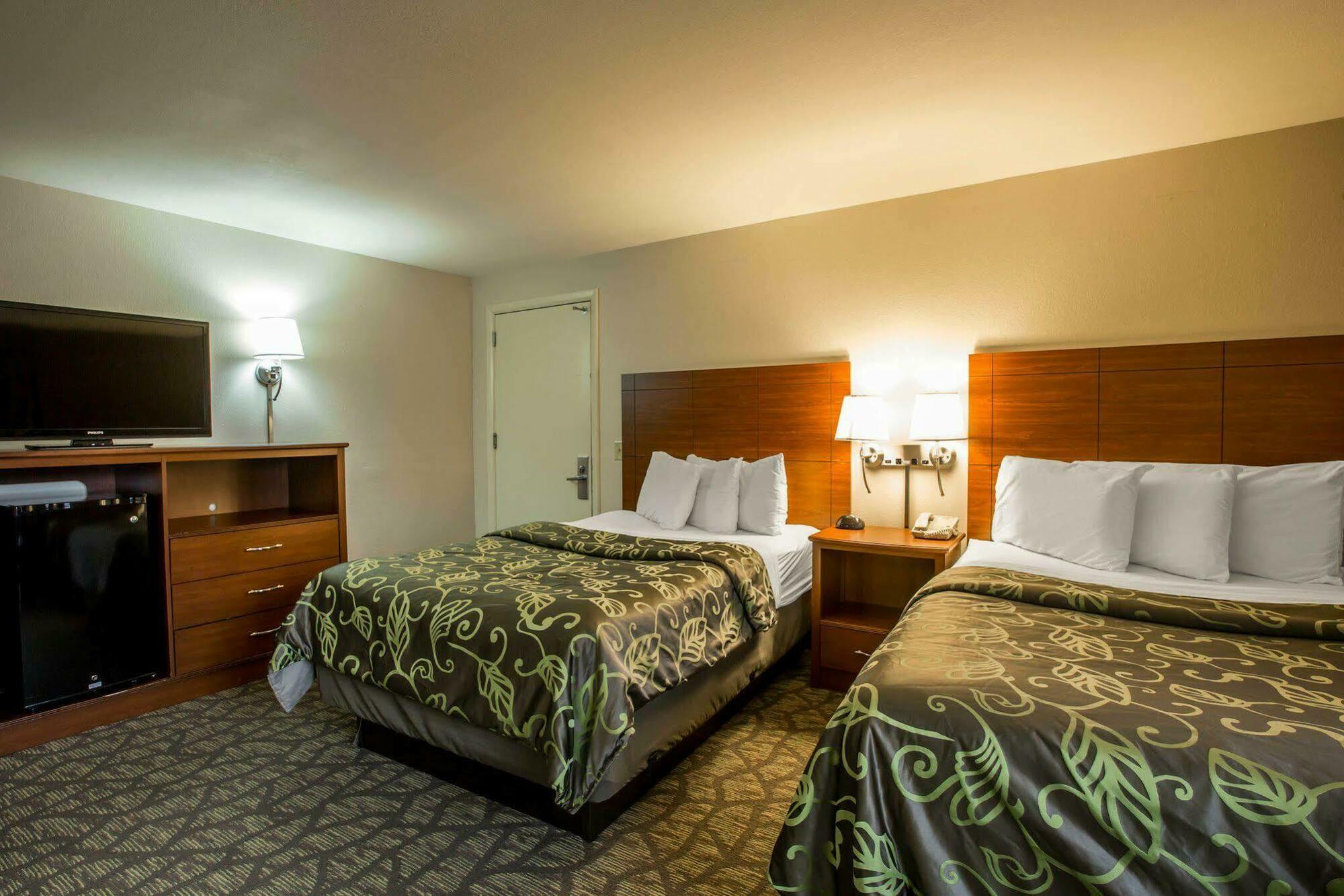 Econo Lodge Cherokee Near River Park Dış mekan fotoğraf
